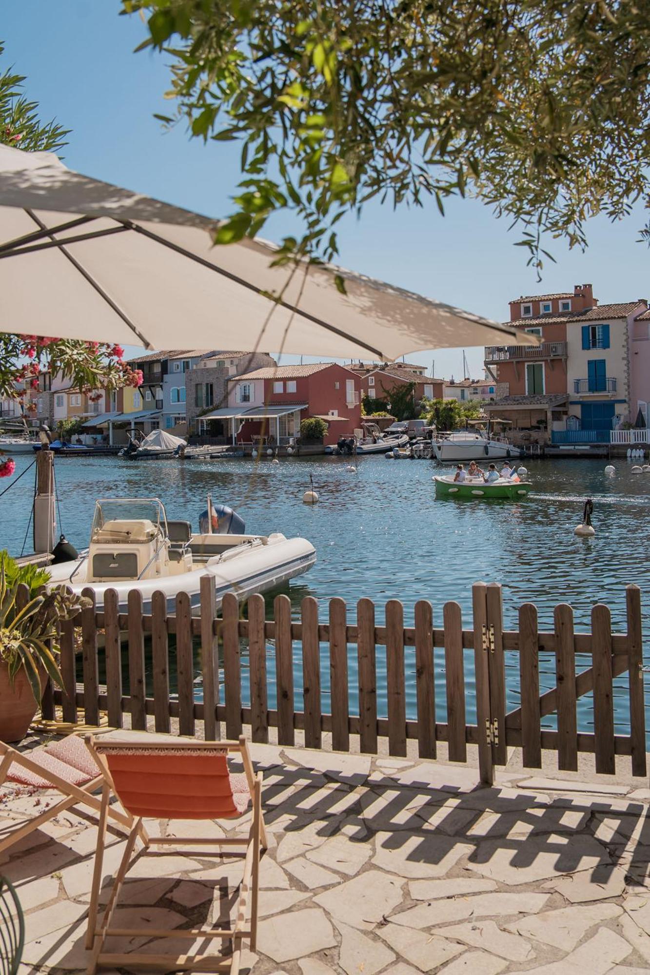 Appartement Amour Terrasse Sur L'Eau غريمو المظهر الخارجي الصورة