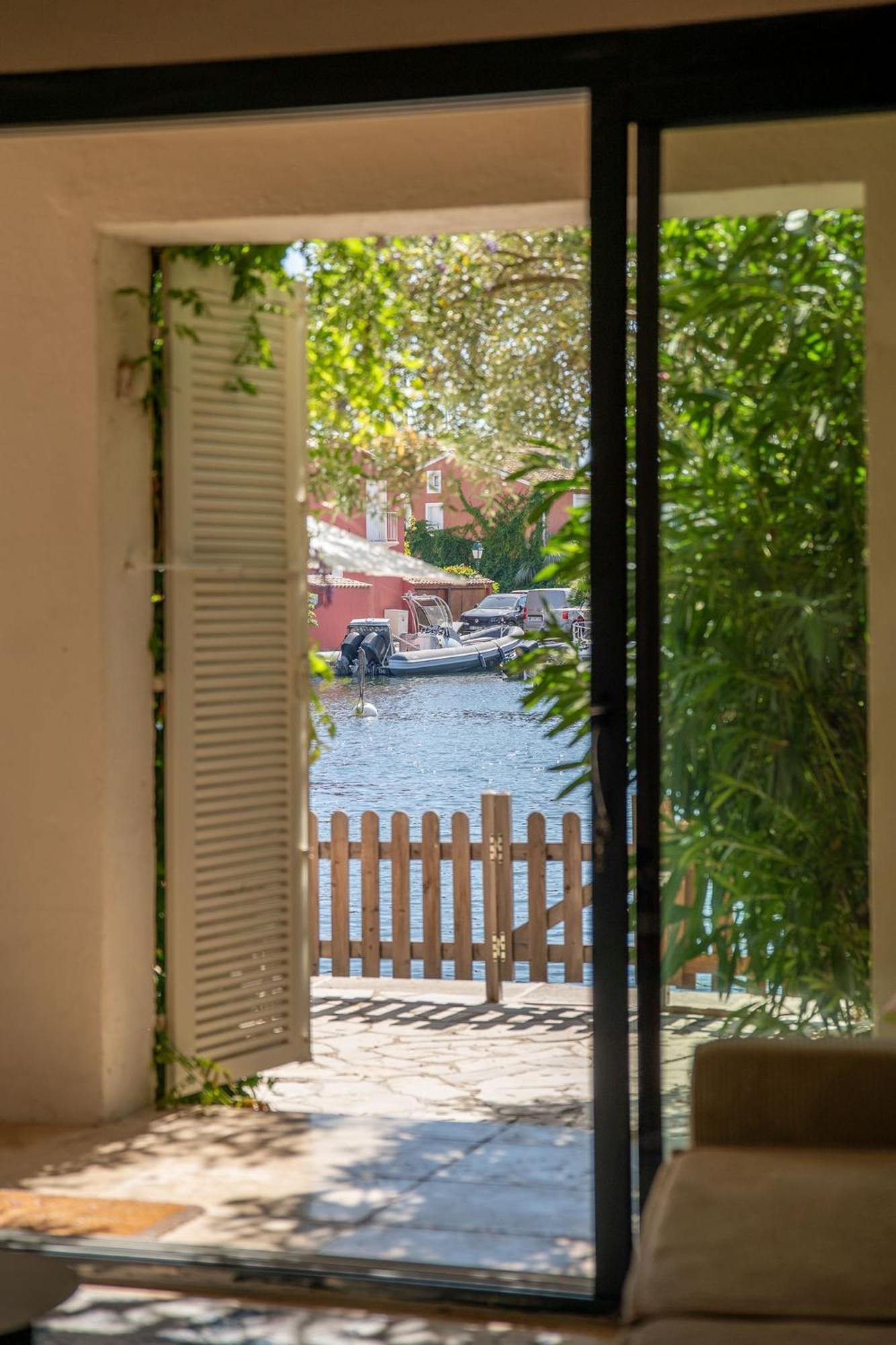 Appartement Amour Terrasse Sur L'Eau غريمو المظهر الخارجي الصورة